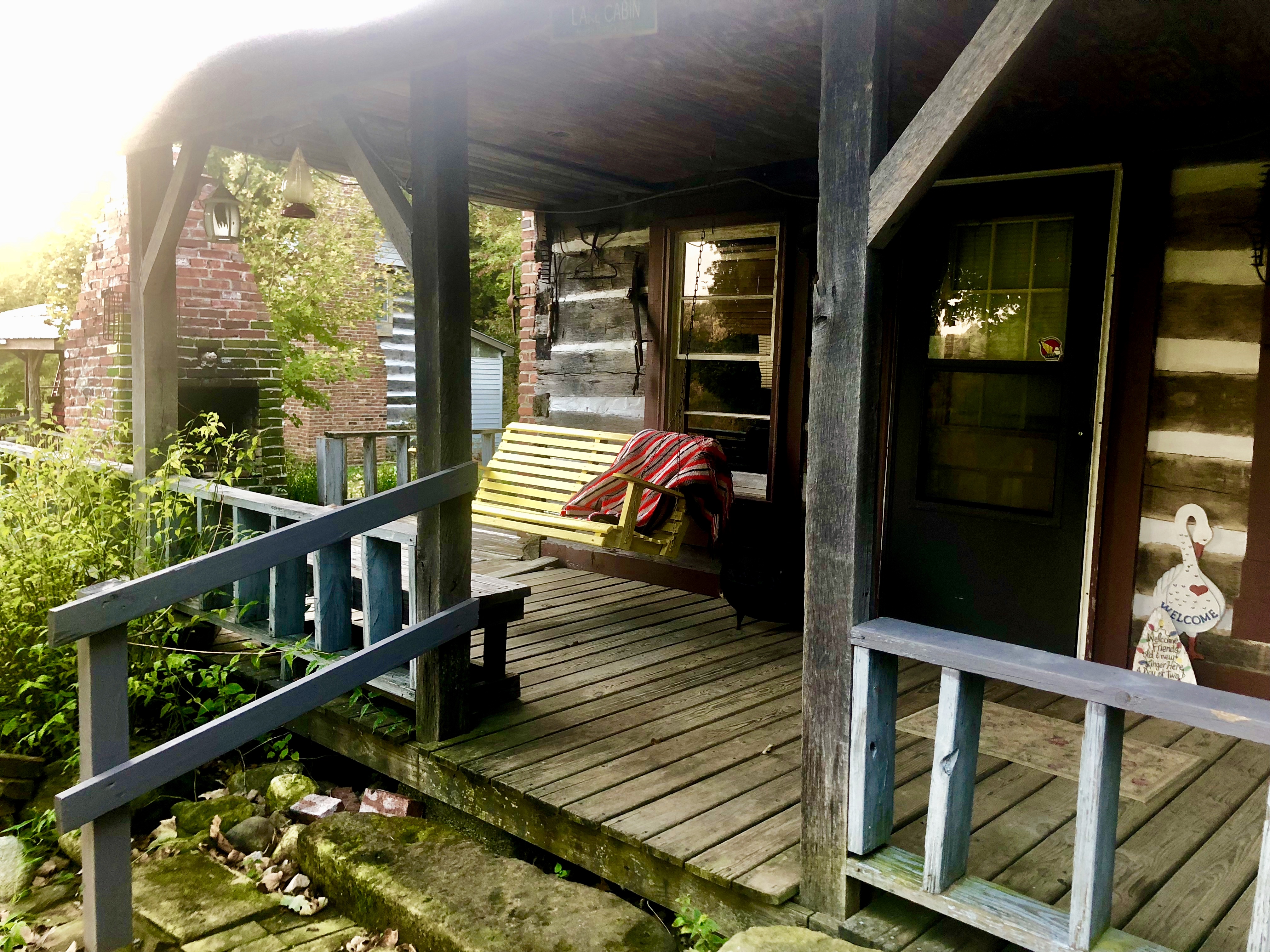 Authentic 1800's Shawnee National Forest Cabin Rentals: Olde Squat Inn , #petfriendly #cozy #rustic #quaint #historic #bedandbreakfast #fishingpond #cabinrentals #shawneenationalforest 