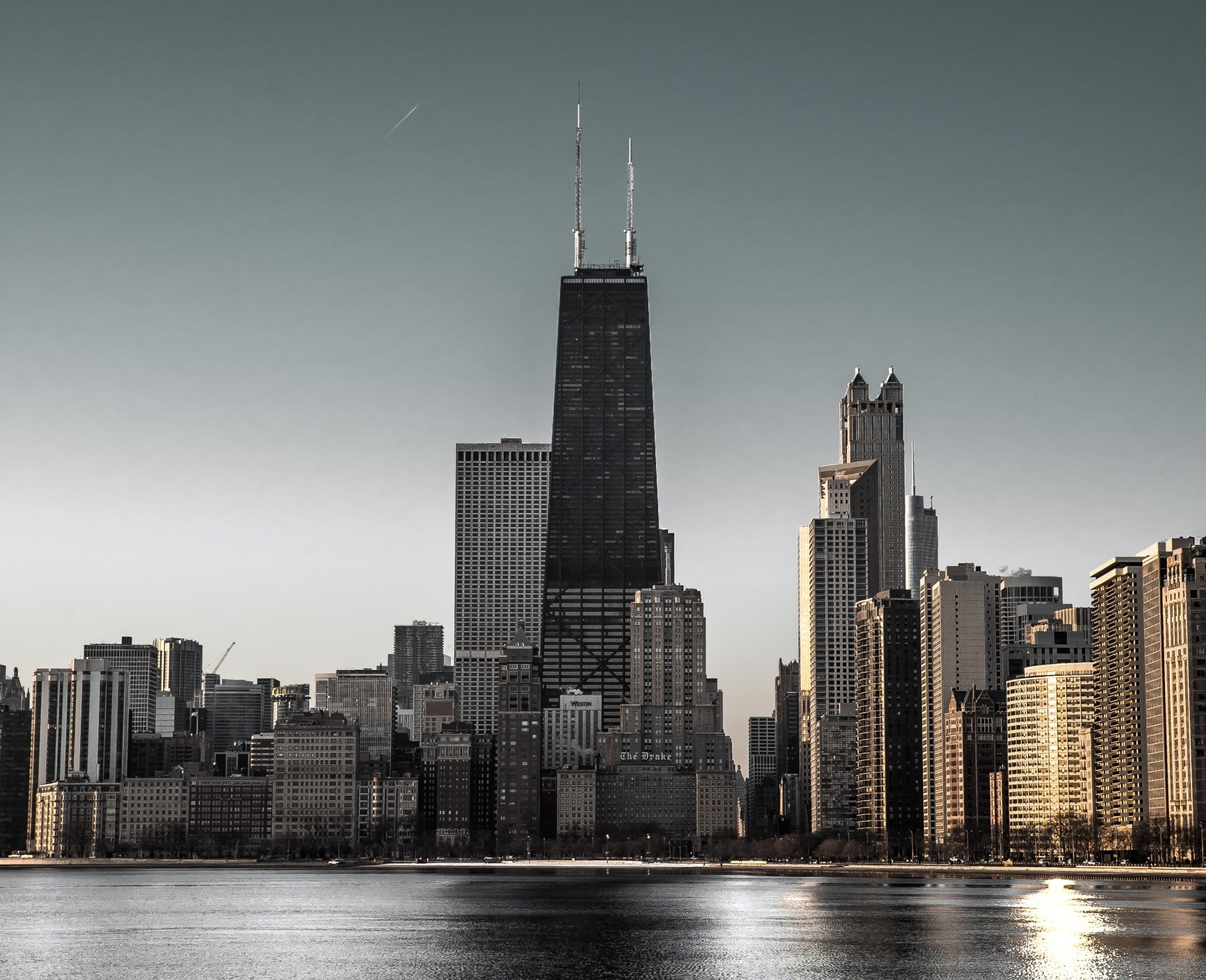 Top Chicago Attractions: Worth it or Not? #chicagoattractions #whattodoinchicago #visitchicago